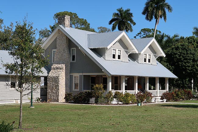 House with Pool